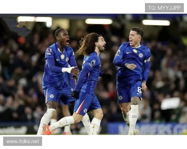 切尔西争四形势复杂,英超联赛竞争格局变化带来阶段性考验 切尔西争四形势复杂,英超联赛竞争格局变化带来阶段性考验