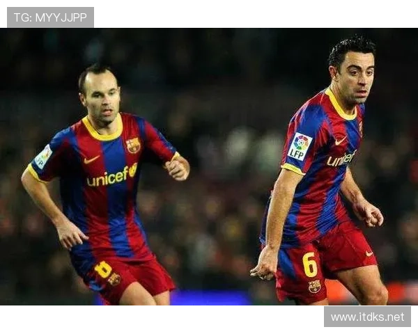 皮尔洛与哈维在控球节奏上出现分化，前置组织趋向体系分配