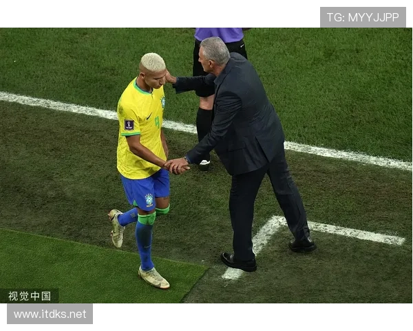 维尼修斯比赛风格与纪律性争议解析