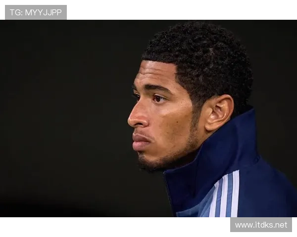 贝林厄姆与德容：中场推进重心从组织调度转向持球突破