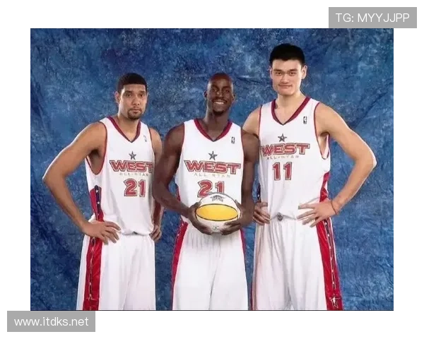 姚明内线优势显著对比同期中锋篮板保护提升球队防守质量