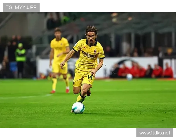 高强度跑动与覆盖：莫德里奇的体能与持续性